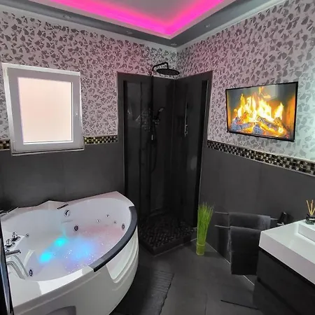 Luxus Loft Whirlpool Designer Kueche Bad Apartment Herdecke