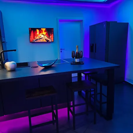 Luxus Loft Whirlpool Designer Kueche Bad Apartment