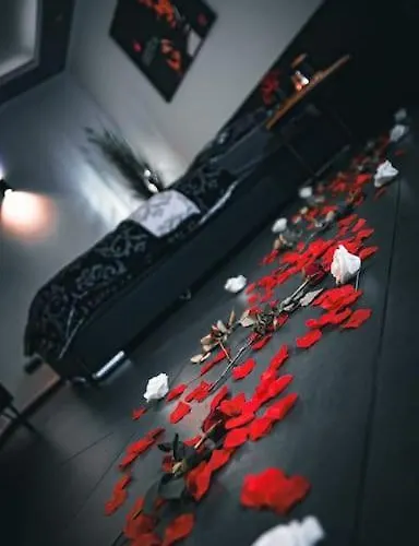 Luxus Loft Whirlpool Designer Kueche Bad *