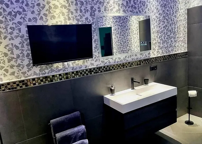 Luxus Loft Whirlpool Designer Küche Bad Apartment *